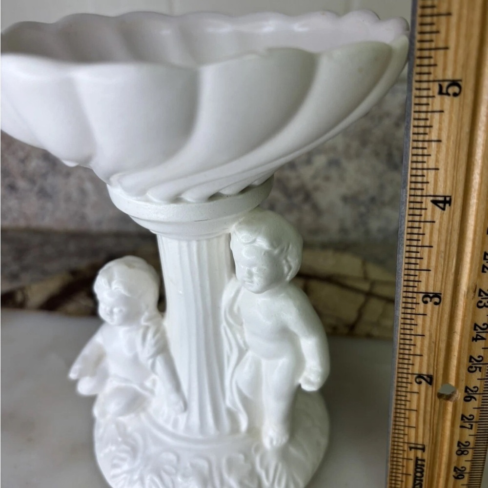 Charming White Ceramic Pedestal Bowl with Cherub Design - Picture 4 of 6